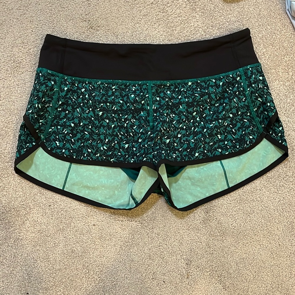 Lululemon Speed Short *4-way Stretch 2.5"
